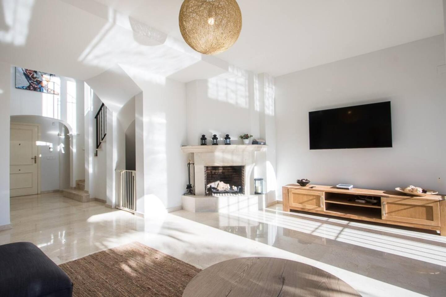 Asia Gardens Villa With Private Pool In Benidorm カーラ・デ・フィネストラット エクステリア 写真