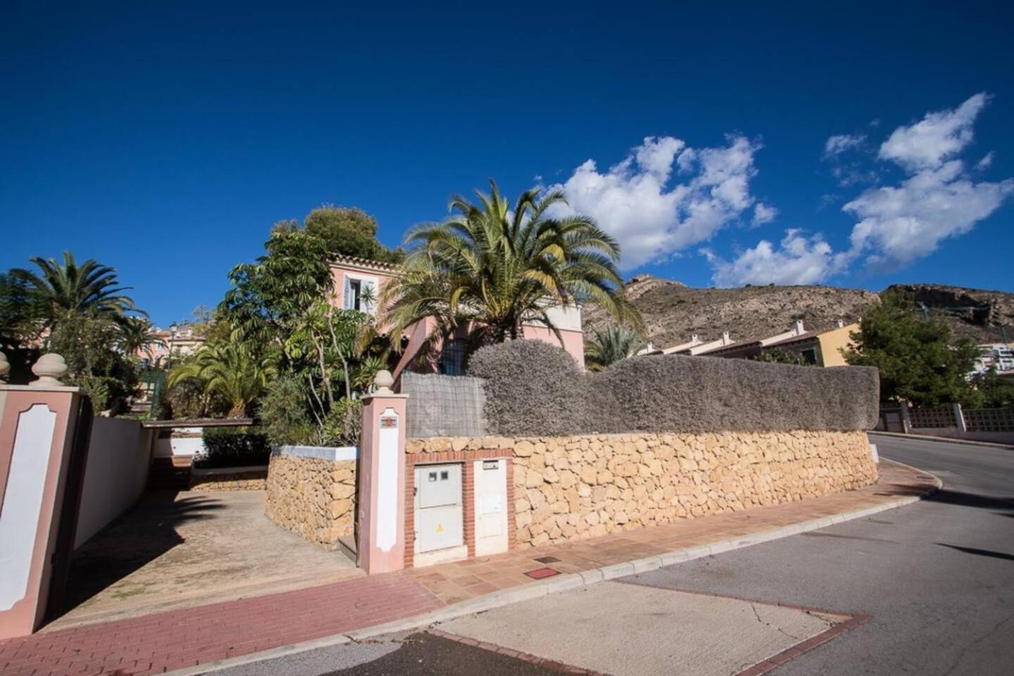 Asia Gardens Villa With Private Pool In Benidorm カーラ・デ・フィネストラット エクステリア 写真