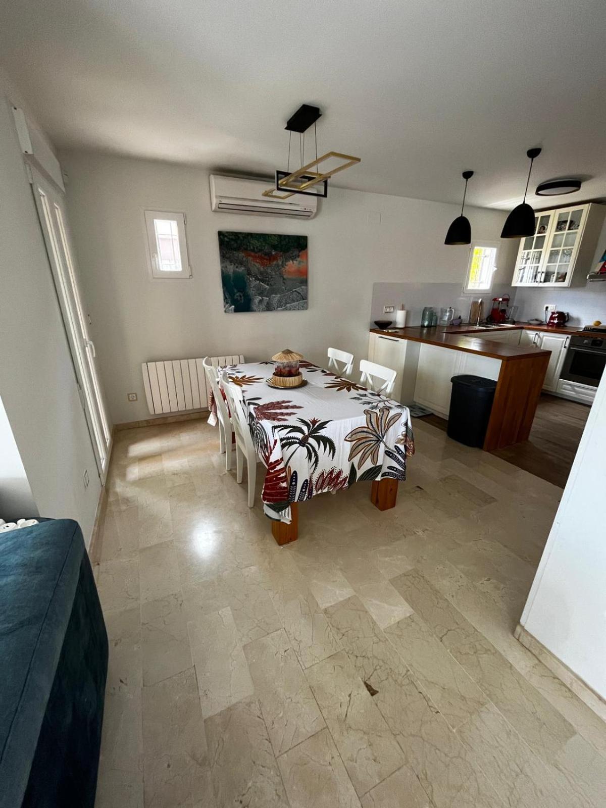 Asia Gardens Villa With Private Pool In Benidorm カーラ・デ・フィネストラット エクステリア 写真
